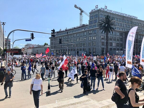 Análise do Acordo Mercosul-UE: impactos no agronegócio, gestão de risco cambial, compliance ambiental e o cenário para investidores em 2026.